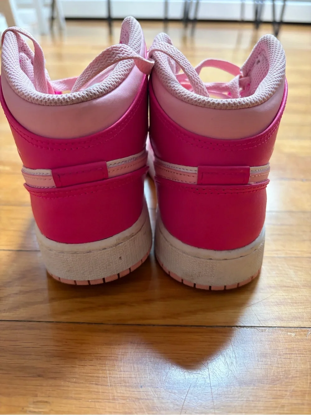 Air Jordans 1 Mids Kids Two-Tone Pink Sneakers